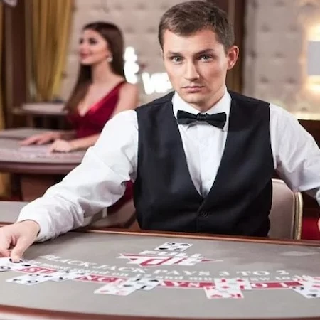 Cách Trở Thành Dealer Casino Chuyên Nghiệp